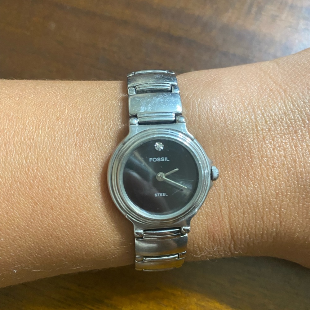 Fossil Solid Stainless Steel Water Resistant 50 M woman’s watch